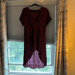 High low maroon shirt